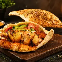 Chicken Shawarma Sandwich with Iraqi Samoon