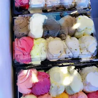 Family Ice Cream Ball