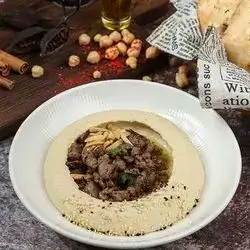 Hummus With Meat