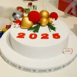 Christmas Cake - 12 Person