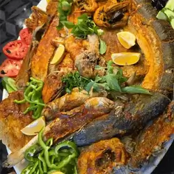 Medium Seafood Mansaf