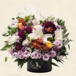 Table Flower Arrangement