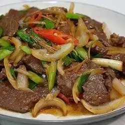 Stir-Fried Beef With Broccoli