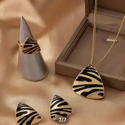 Leopard Skin Necklace, Ring And Earrings