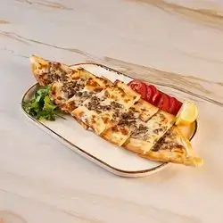 Ground Meat and Cheese Pida