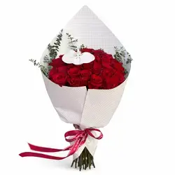 Red flower Bouquet of 30 roses and 1 orcid