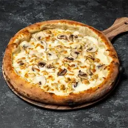 Chicken Alfredo Pizza