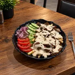 سلطة كباب دونر