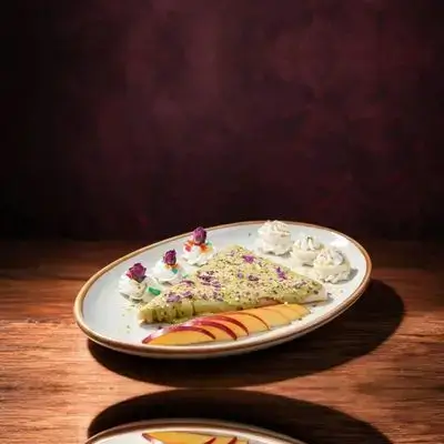 Pistachio Crepe
