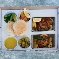 Chicken With Oven Potatoes