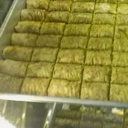 Baklava With Pistachio And Kurdish Fat