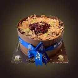 Double Chocolate Cherry Cake - 4 Person
