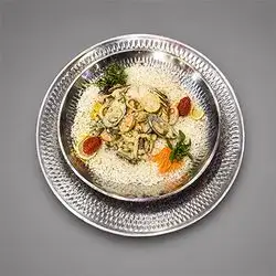 Seafood Mix Plate (for 2, with red and white sauce)