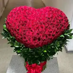Box Of Red Roses 