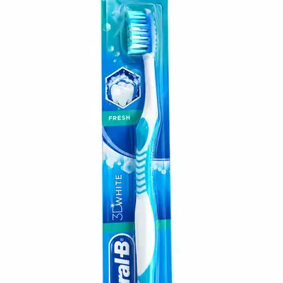 Oral-b 3d white medium toothbrush