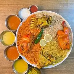 Meat And Chicken Mansaf