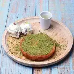 Kunafa With Pistachios