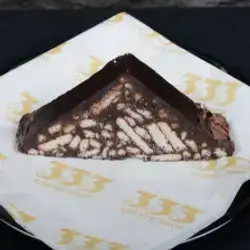 Monazik Cake