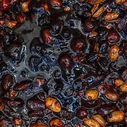 Tamarind With Peanuts
