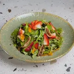 Quinoa Dried Fruit Salad