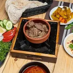 قەلیەی کۆڵانی قەڵا و برنجی بەسمەتی