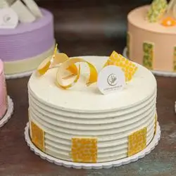 Vanilla Cake Size 2