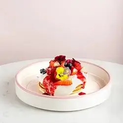 Mixed Berry & Yoghurt Pancakes