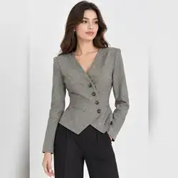 SHEIN Elegant textured blazer featuring a flattering V-neck - Small