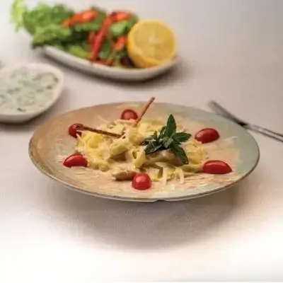 Fettuccine Alfredo