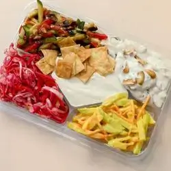 Medium Mixed Appetizer Plate