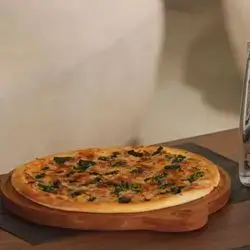 Schbinat pizza