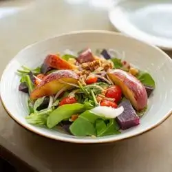 Rocca Beetroot Salad
