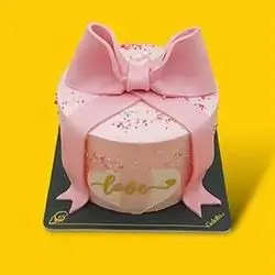 Bow Cake- 7 People