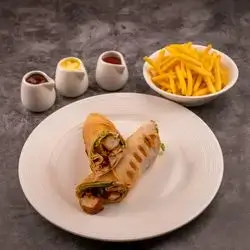 Chicken Tawook Sarukh Sandwich
