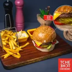 TCHE TCHE Beef Burger