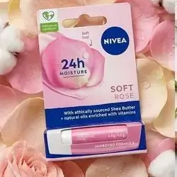 NIVEA Soft Rose Lip Care