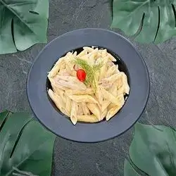 Pina Alfredo Chicken