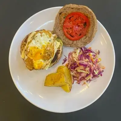 Chicken Burger With Eggs