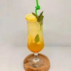 Pineapple Mojito