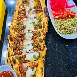 Meat Pita With Cheese