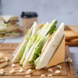 Chicken Club with Zinger Sauce