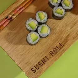 Maki Avocado (8 Pieces)
