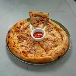 Tuna Pizza