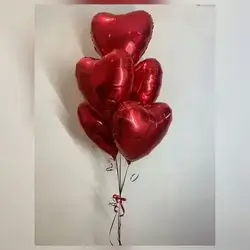 Red Heart Helium Balloon Group – 5 Balloons
