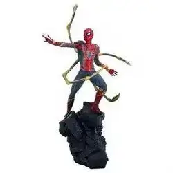 SPIDERMAN WITH WING ON THE ROCK AND BLACK PACKAGE