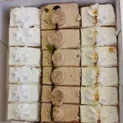 Cake Carton - 18 Pieces