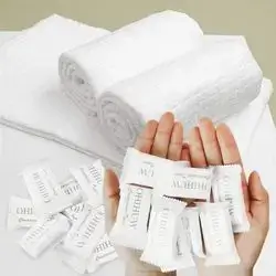 JANE IREDALE Expanding towels