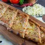 Lahmachun With Cheese