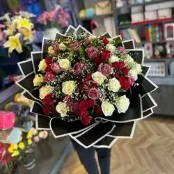 Flowers bouquet 