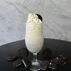 ميلك شيك بالأوريو